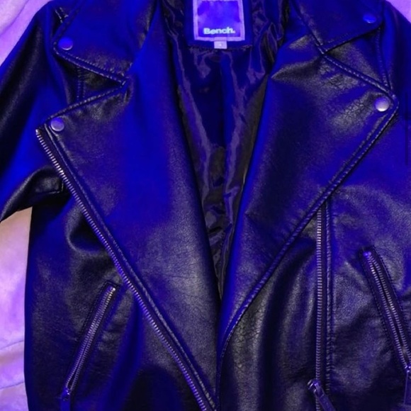 Black leather jacket - Picture 1 of 3